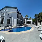 Miyas Luxury 3*