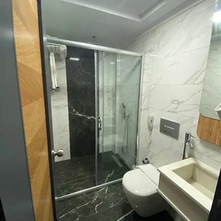 Miyas Luxury 3* 케메르