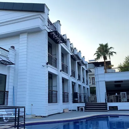 Ξενοδοχείο Miyas Luxury 3*