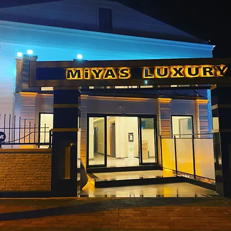 Miyas Luxury מלון