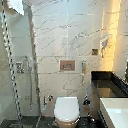 Miyas Luxury 3*