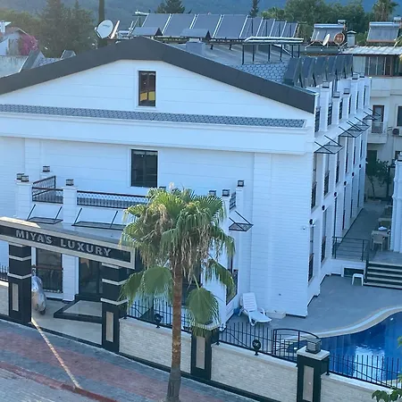 Miyas Luxury Hotell 3*