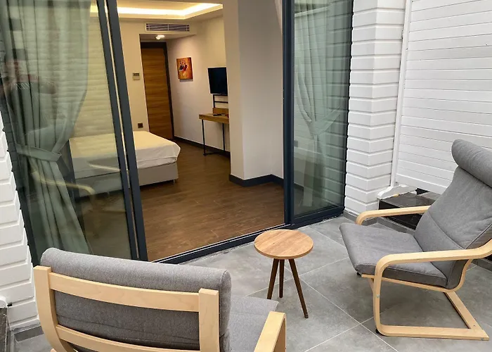 מלון Miyas Luxury