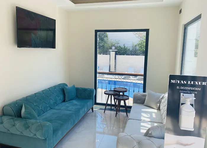 Miyas Luxury Hotell 3*